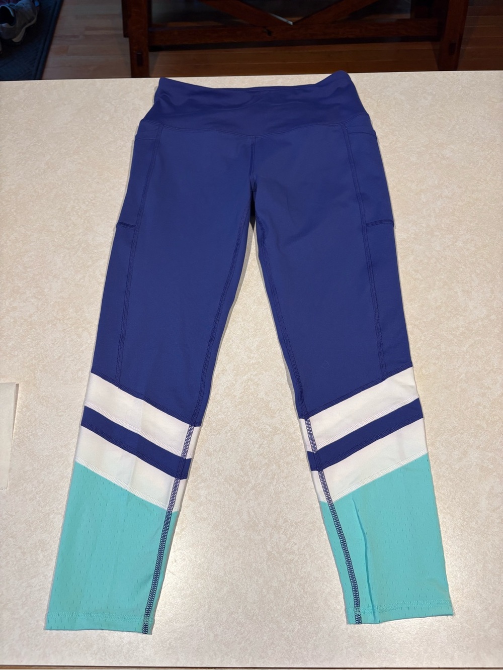 Colorblock Performance Leggings - Navy, White & Aqua